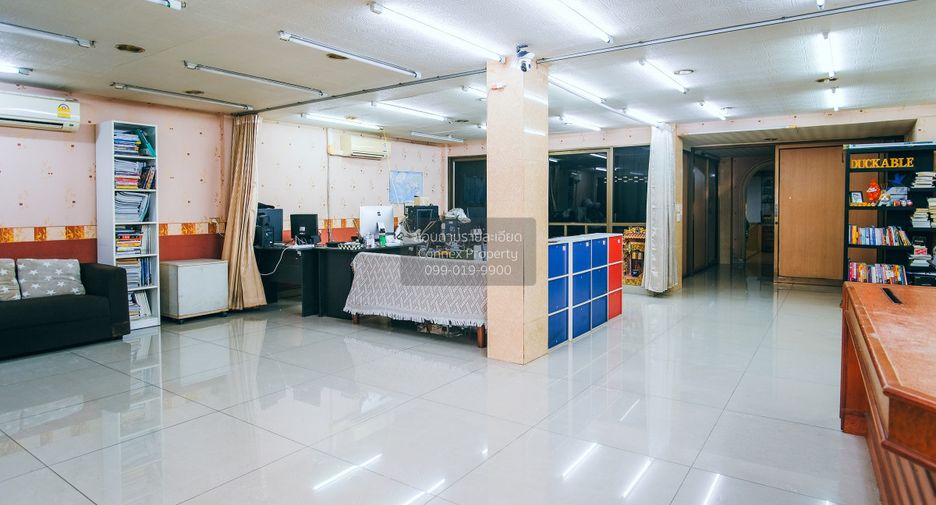 出售 4 卧室 商业空间 在 Mueang Nonthaburi, Nonthaburi