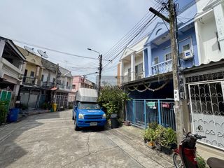Reihenhaus zum Kauf mit 3 Zimmer in Nong Khaem, Bangkok