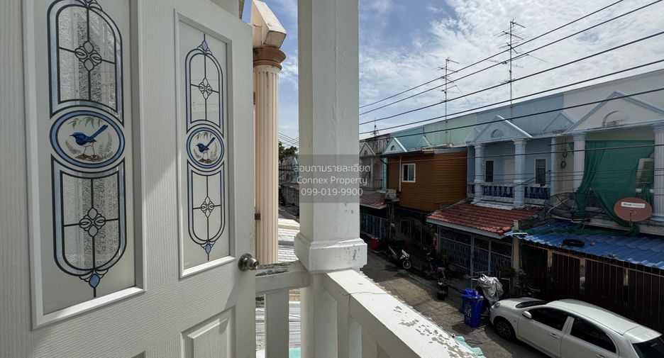 Reihenhaus zum Kauf mit 3 Zimmer in Nong Khaem, Bangkok