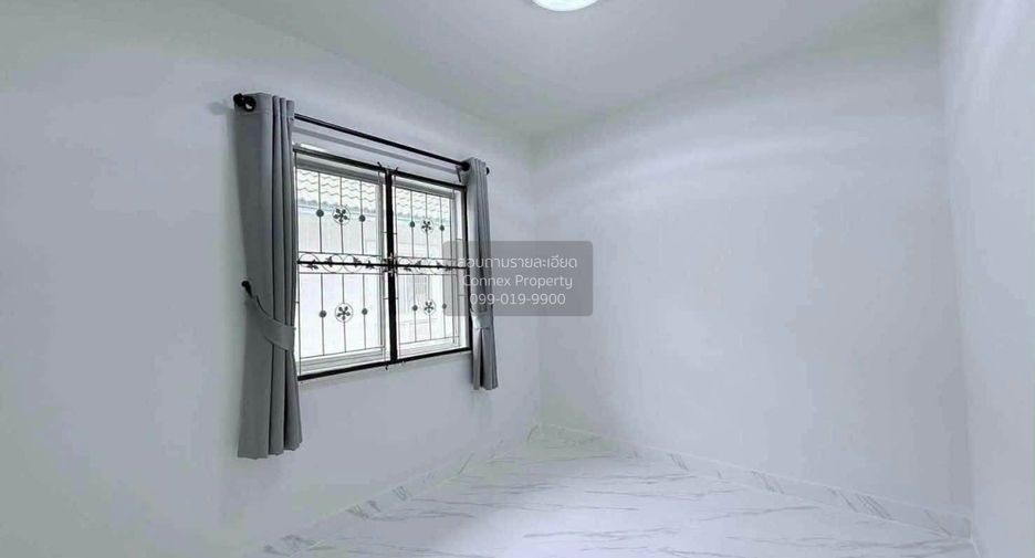 For sale 3 bedrooms townhouse in Lam Luk Ka, Pathum Thani