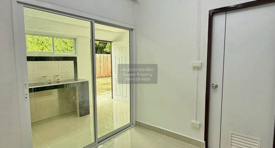Reihenhaus zum Kauf mit 2 Zimmer in Mueang Nonthaburi, Nonthaburi