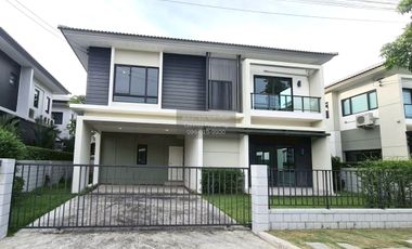 For sale 4 ベッドルーム house in Bang Phli, Samut Prakan