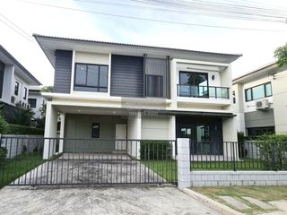 出售 4 卧室 独立屋 在 Bang Phli, Samut Prakan