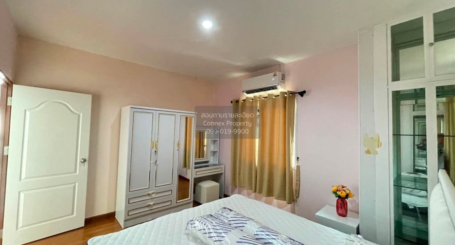 À vendre 4 chambres maison à Lat Phrao, Bangkok