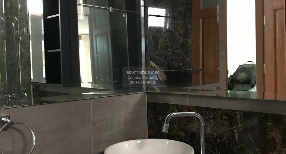 出售 4 卧室 独立屋 在 Lat Phrao, 曼谷