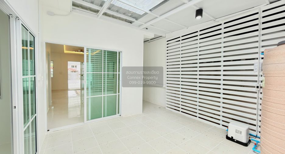 For sale 3 bedrooms townhouse in Lam Luk Ka, Pathum Thani