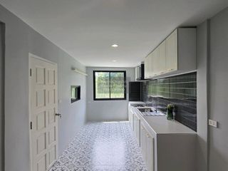 Reihenhaus zum Kauf mit 3 Zimmer in Phra Khanong, Bangkok