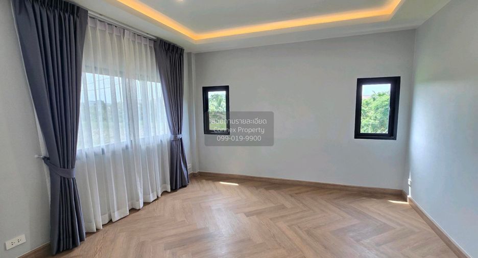 Reihenhaus zum Kauf mit 3 Zimmer in Phra Khanong, Bangkok