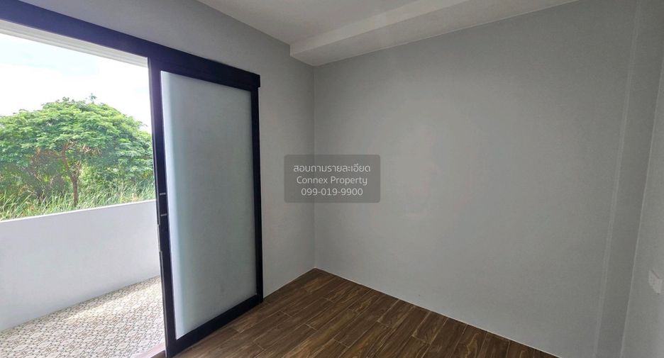 Reihenhaus zum Kauf mit 3 Zimmer in Phra Khanong, Bangkok