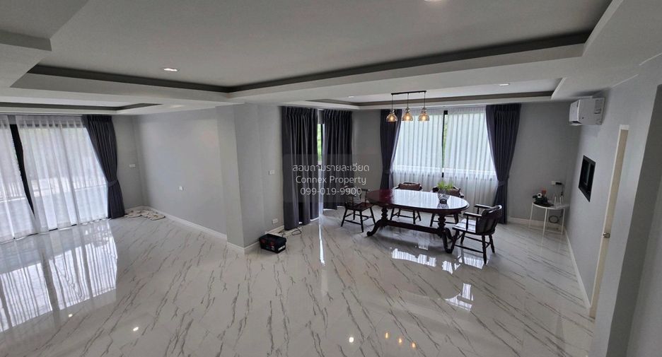 Reihenhaus zum Kauf mit 3 Zimmer in Phra Khanong, Bangkok