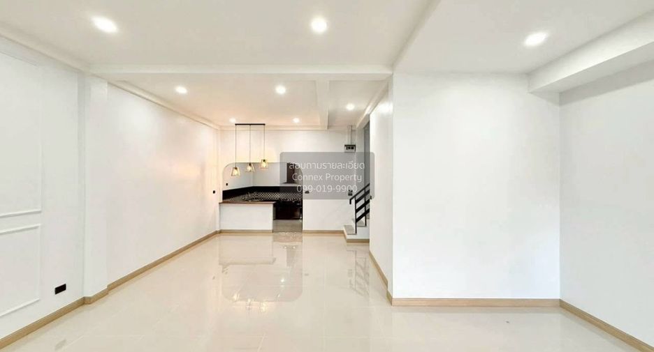 Reihenhaus zum Kauf mit 2 Zimmer in Mueang Phuket, Phuket