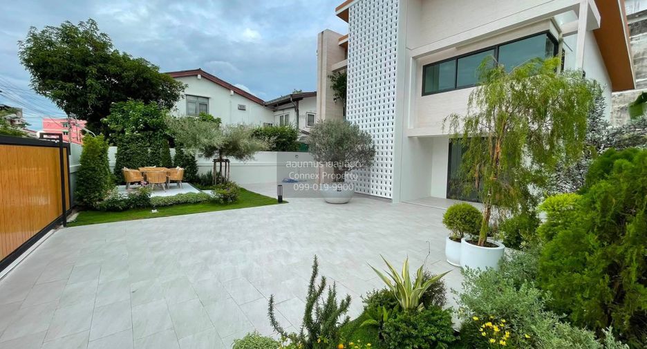 Haus zum Kauf mit 4 Zimmer in Lat Phrao, Bangkok