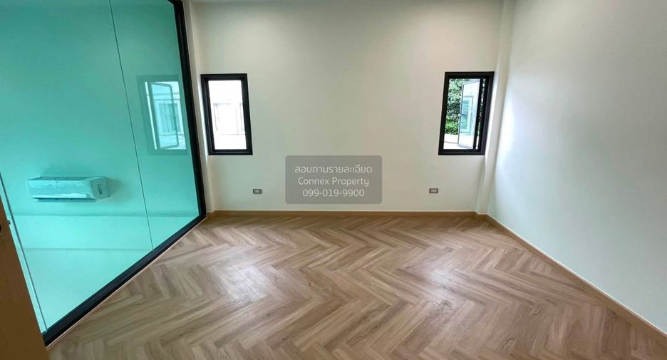 Haus zum Kauf mit 4 Zimmer in Lat Phrao, Bangkok