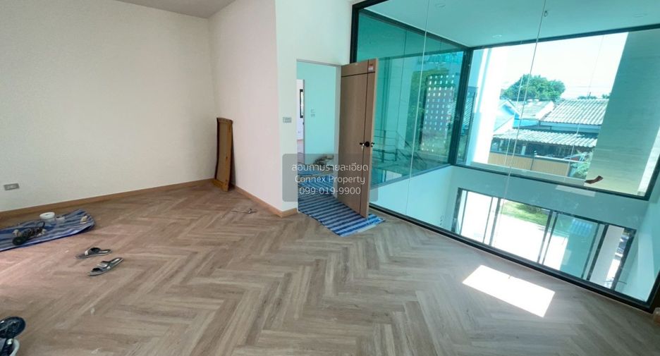出售 4 卧室 独立屋 在 Lat Phrao, 曼谷
