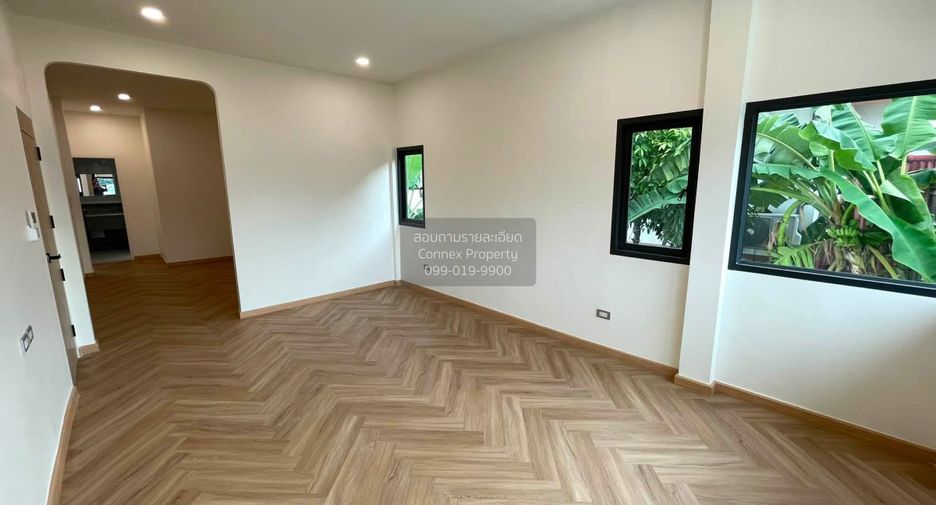 Haus zum Kauf mit 4 Zimmer in Lat Phrao, Bangkok