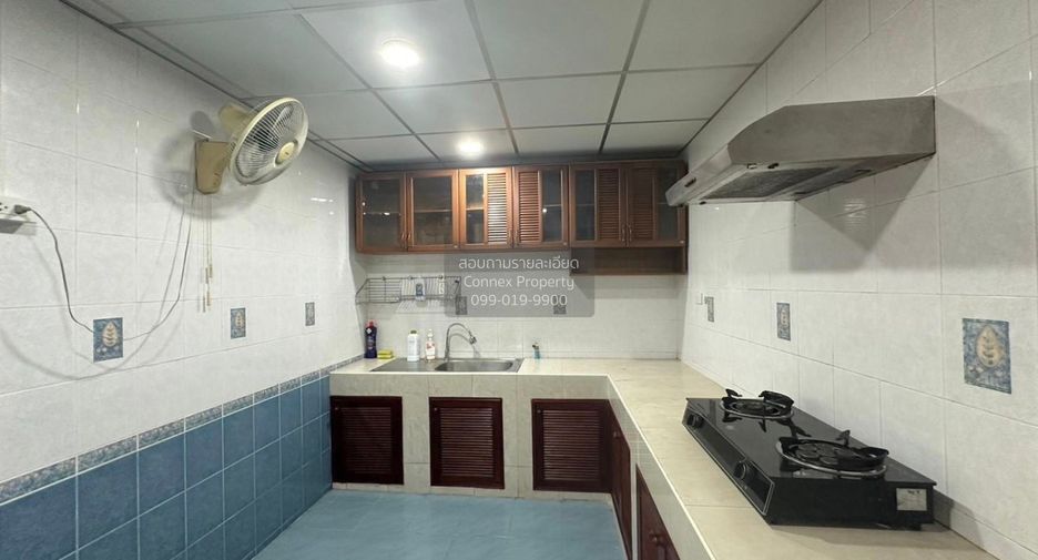 出售 4 卧室 独立屋 在 Mueang Nonthaburi, Nonthaburi