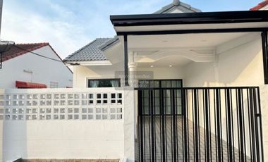 À vendre 3 chambres maison à Bang Saray, Pattaya