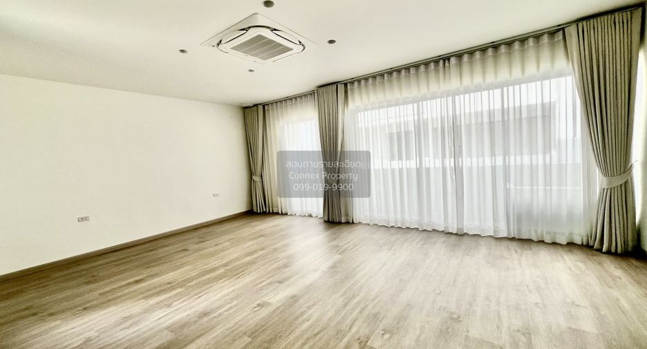 For sale 3 bedrooms house in Don Mueang, Bangkok