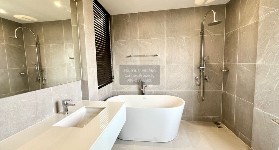 For sale 3 bedrooms house in Don Mueang, Bangkok