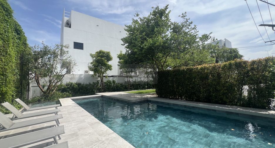 For sale 3 bedrooms house in Don Mueang, Bangkok