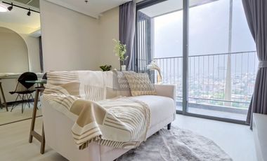 For sale 1 bed condo in Phaya Thai, Bangkok