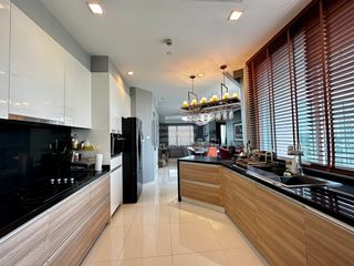 Condo en venta de 4 habitaciones en Bang Lamung, Chonburi