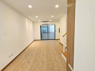 Reihenhaus zum Kauf mit 3 Zimmer in Bang Phli, Samut Prakan
