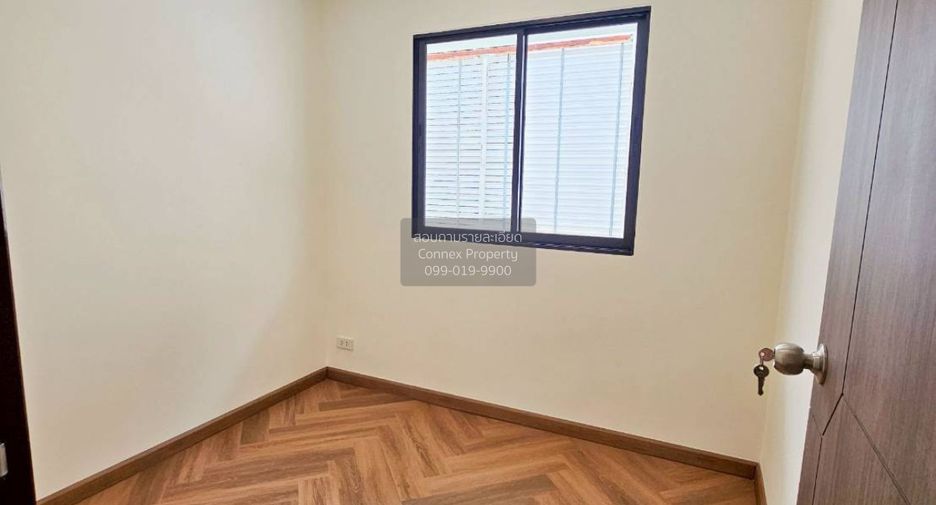 Reihenhaus zum Kauf mit 3 Zimmer in Bang Phli, Samut Prakan