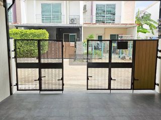 Reihenhaus zum Kauf mit 3 Zimmer in Bang Phli, Samut Prakan