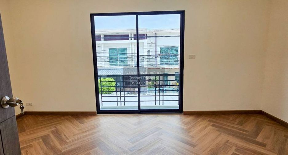 Reihenhaus zum Kauf mit 3 Zimmer in Bang Phli, Samut Prakan