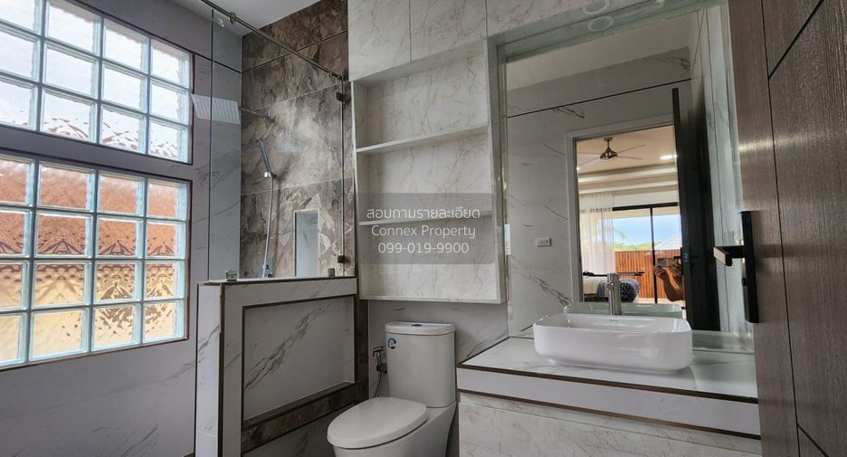 Casa en venta de 5 habitaciones en Bang Lamung, Chonburi