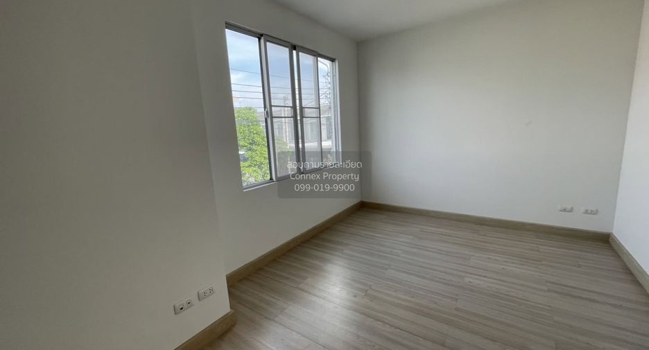 For sale 3 bedrooms townhouse in Bang Kruai, Nonthaburi