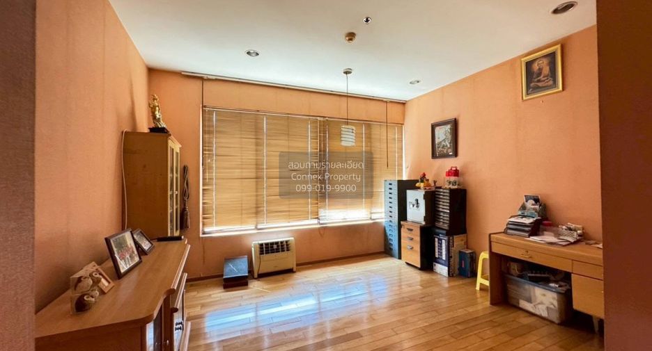 Condo en venta de 3 habitaciones en Khlong Toei, Bangkok