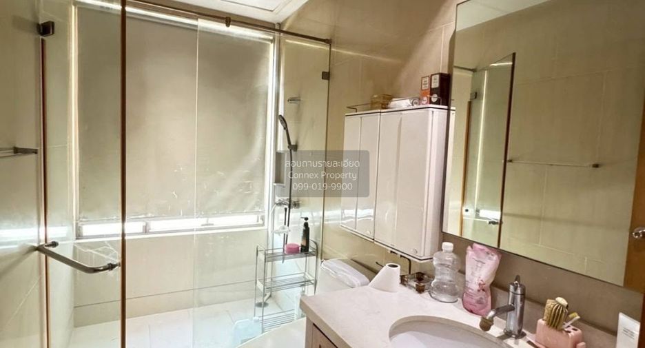 Condo en venta de 3 habitaciones en Khlong Toei, Bangkok