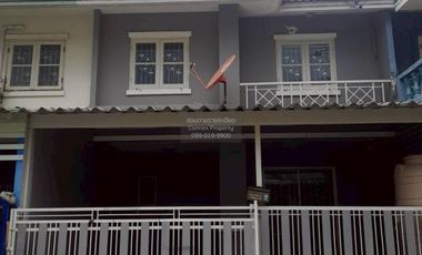Casa adosada en venta de 3 habitaciones en Khlong Luang, Pathum Thani
