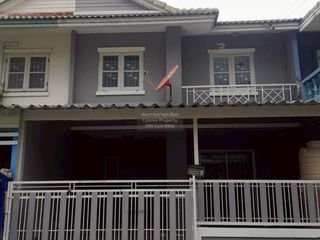 À vendre 3 chambres maison de ville à Khlong Luang, Pathum Thani