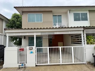 À vendre 3 chambres maison de ville à Mueang Pathum Thani, Pathum Thani