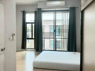 For sale 3 ベッドルーム townhouse in Phasi Charoen, Bangkok