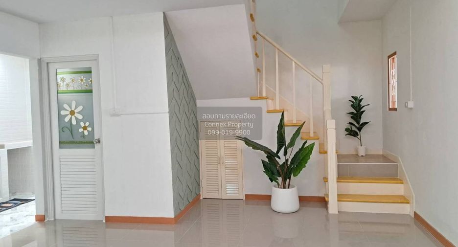 Casa adosada en venta de 3 habitaciones en Khlong Luang, Pathum Thani
