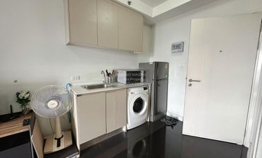 出售 1 卧室 公寓 在 Bang Phli, Samut Prakan
