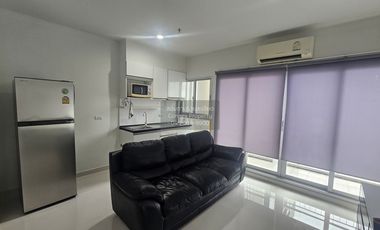 À louer 1 chambre condo à Thon Buri, Bangkok