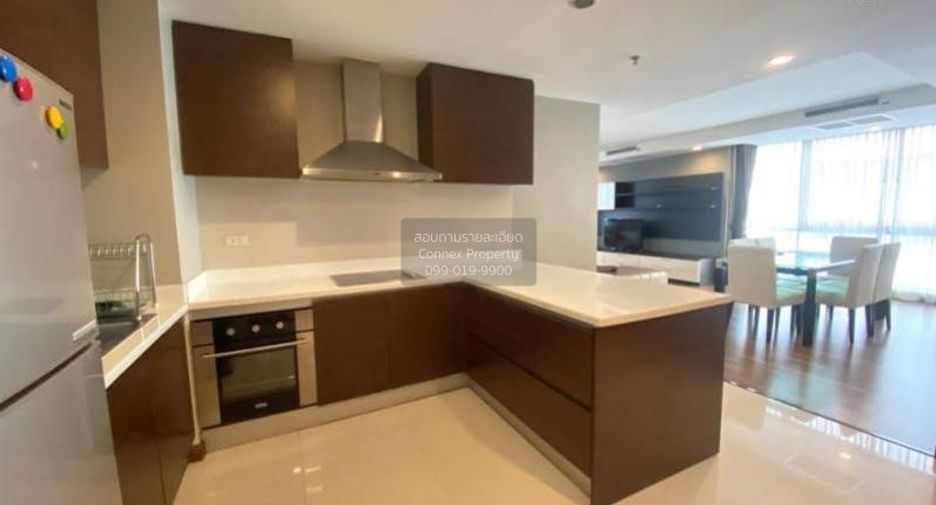 For rent 2 bedrooms condo in Pathum Wan, Bangkok