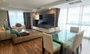 For rent 2 bedrooms condo in Pathum Wan, Bangkok