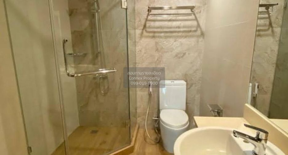 For rent 2 bedrooms condo in Pathum Wan, Bangkok