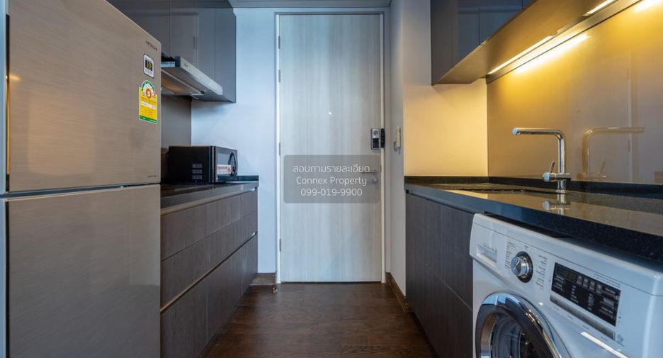 For rent 2 bedrooms condo in Khlong Toei, Bangkok