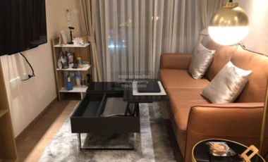 Condo en alquiler de 1 habitaciones en Yan Nawa, Bangkok