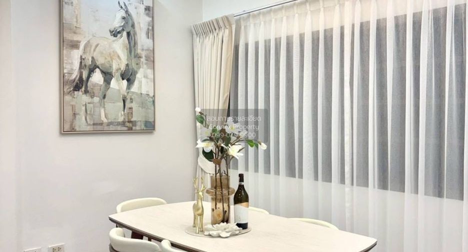 Haus zur Miete mit 4 Zimmer in Huai Khwang, Bangkok