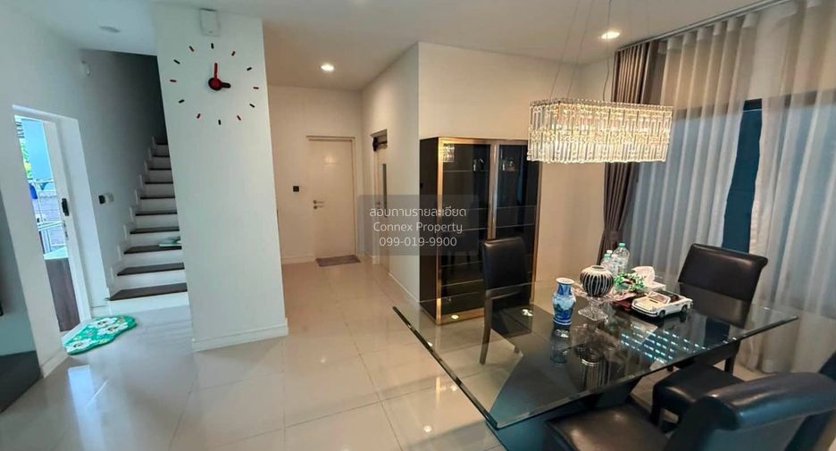 For rent 3 bedrooms house in Bang Kapi, Bangkok