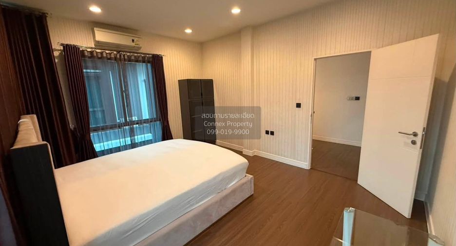 For rent 3 bedrooms house in Bang Kapi, Bangkok