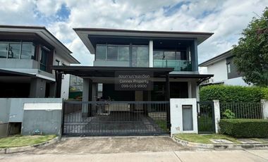 For rent 3 bedrooms house in Bang Kapi, Bangkok
